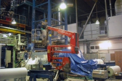 Szerelőpódiumról végzett munkák