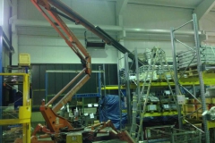 Munkák szerelőpódiumról