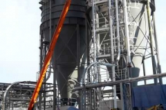 Munkák szerelőpódiumról