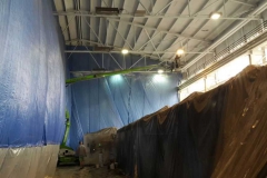 Szerelőpódiumról végzett munkák