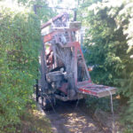 Průjezd pracovní plošiny ve stísněném prostoru ( kraj Vysočina okres Pelhřimov)