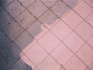 Odstranění mechu z eternitové krytiny ( Jihočeský kraj okres Tábor)